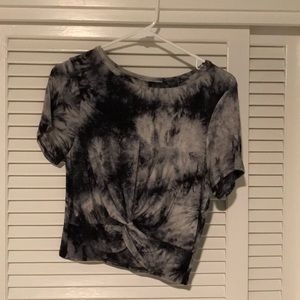 Black tie dye knotted shirt
